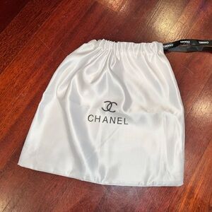CHANEL White and Black Drawstring Bag